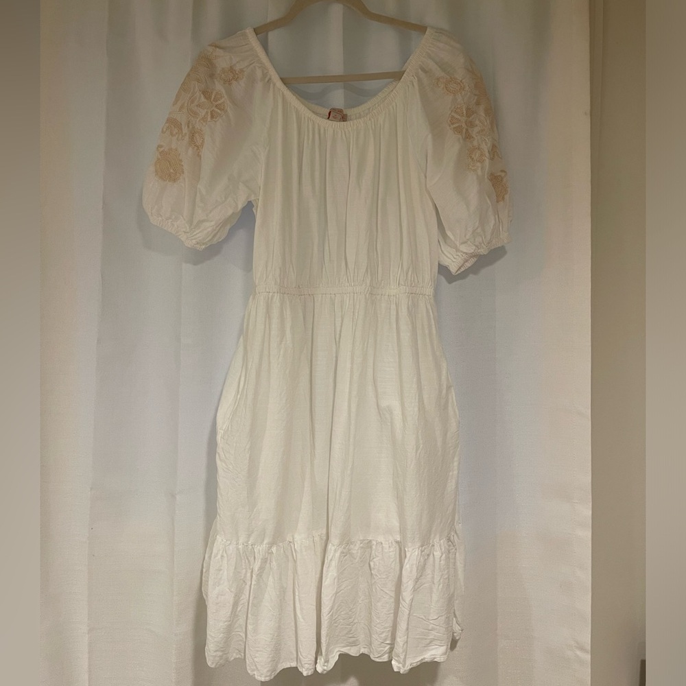 Knox Rose embroidered midi dress
